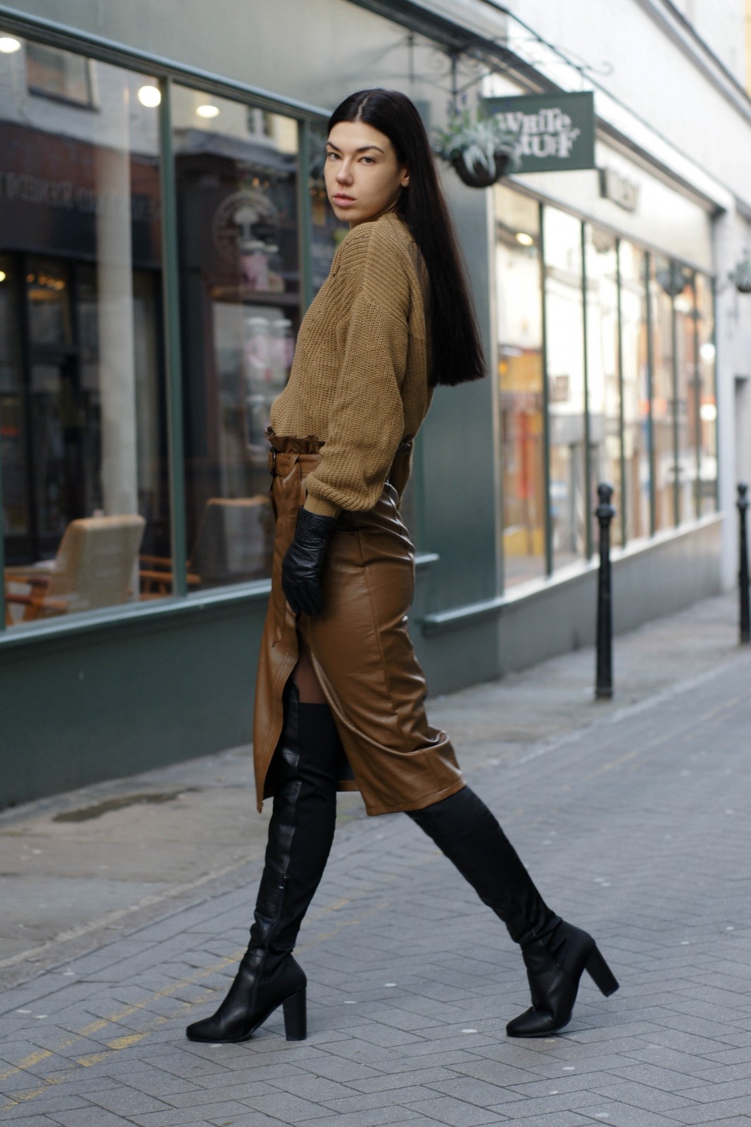 knee high boots and pencil skirt