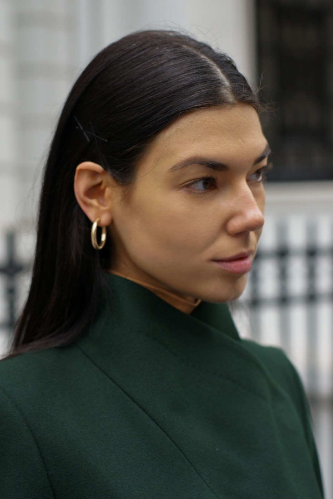 Daily Look Green Belted High Neck Wool Coat With Gold Earrings