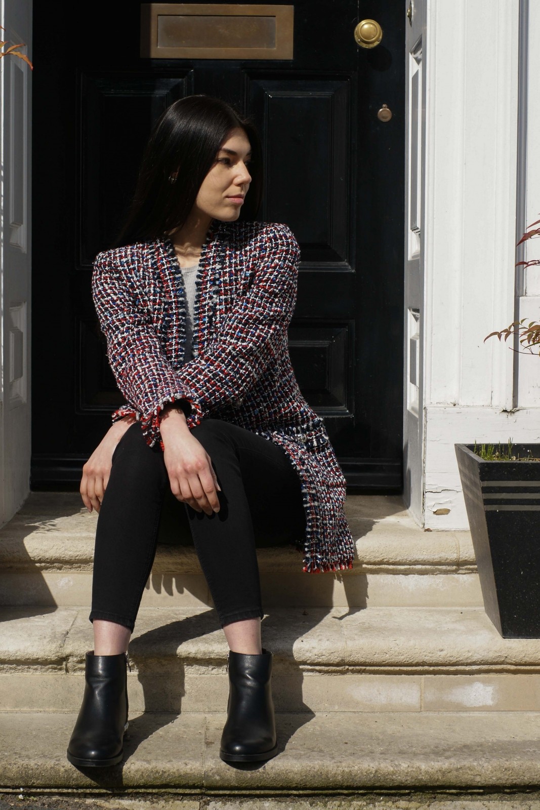 Brunette Fashion Blogger Wearing A Tweed Blazer